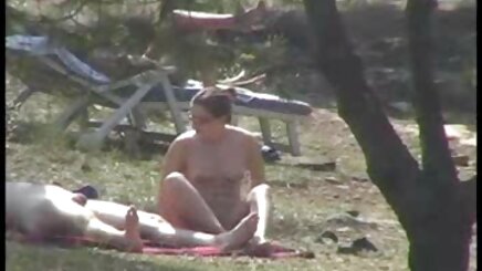 yaşlı bir keçi gibi et şeker oral seks pornoları seviyor